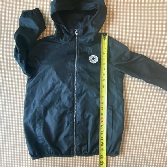 Converse lightweight windbreaker jacket. Size 8-10yrs - Picture 10 of 14